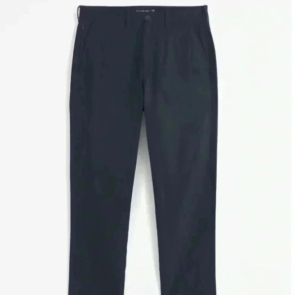 Abercrombie & Fitch Skinny Taper Stretch Pant - Picture 1 of 8